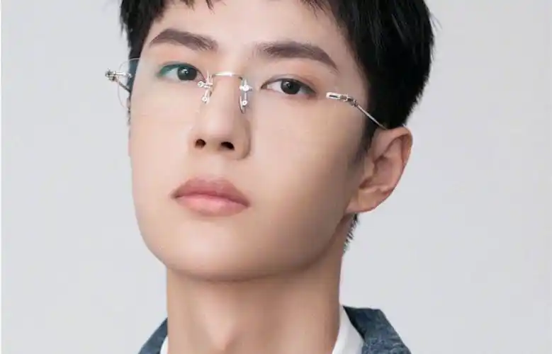 王一博由晓晓编辑整理,是 明星图片中的原创作品,发表于2020-06-26