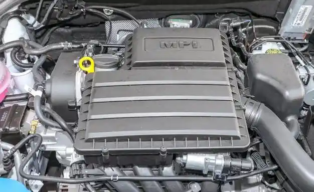 71万,1公里4毛,还喝92油,关键还是大众出品|内饰|油耗|省油|桑塔纳