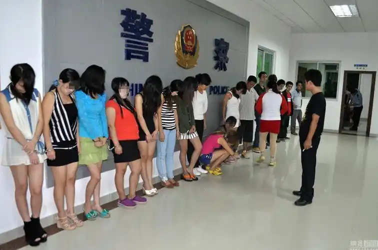 03 盘点近年来各地扫黄现场