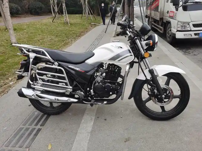 资产处置 21年轻骑铃木牌qs150-5 摩托车 可过户 (成都) - 资产处置