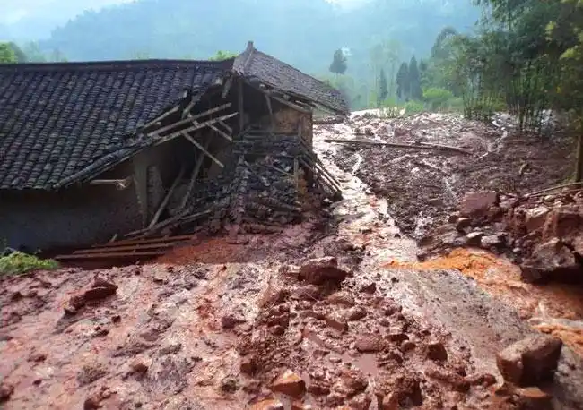 什么是坡面泥石流