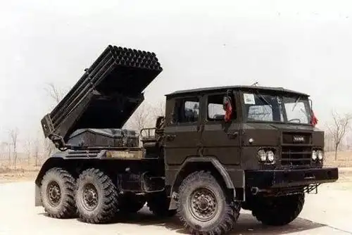 81式122毫米自行火箭炮实车