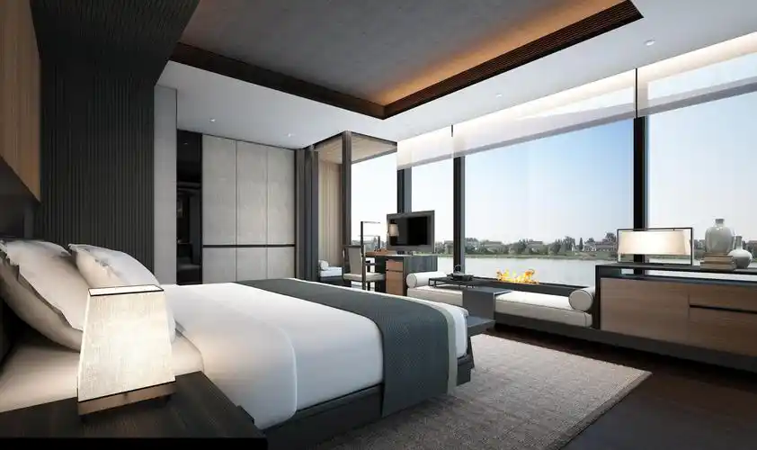 河景房 (river view room)