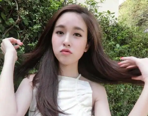 亚洲十大最美变性人,冠军与张家辉拍吻戏!