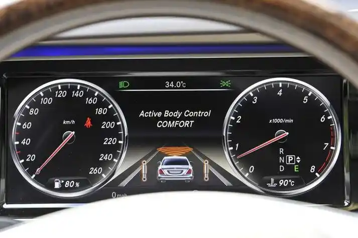 奔驰s仪表盘奔驰s仪表盘亮度调节