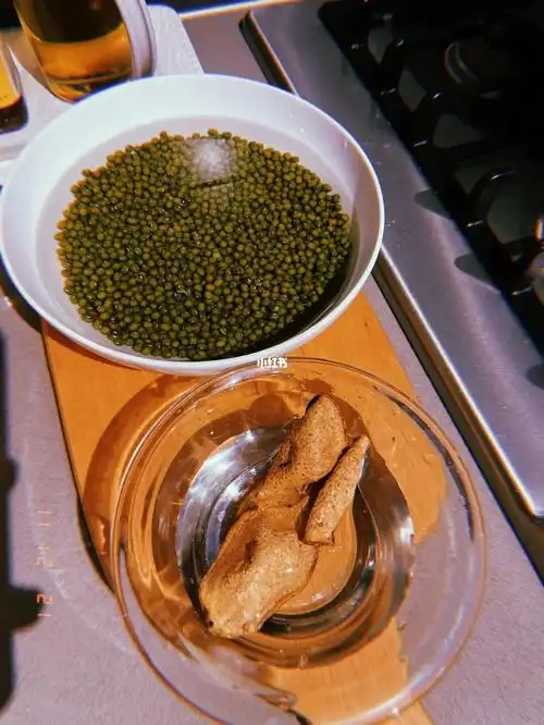 没有臭草的绿豆沙不完美