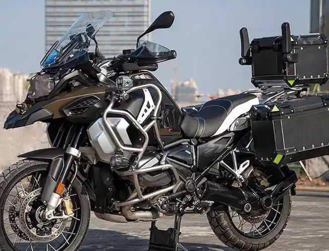 新款适用宝马r1250gsadv水鸟改装装下护杠加强摩托车保险杠