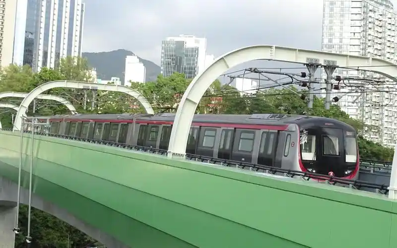 【香港铁路】 港铁南港岛线 海怡半岛>金钟(前方视角)_哔哩哔哩_bili