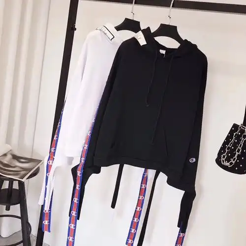 字母长飘带卫衣._卫衣_vetements怎么样_时尚_帽子_我的卫衣够潮