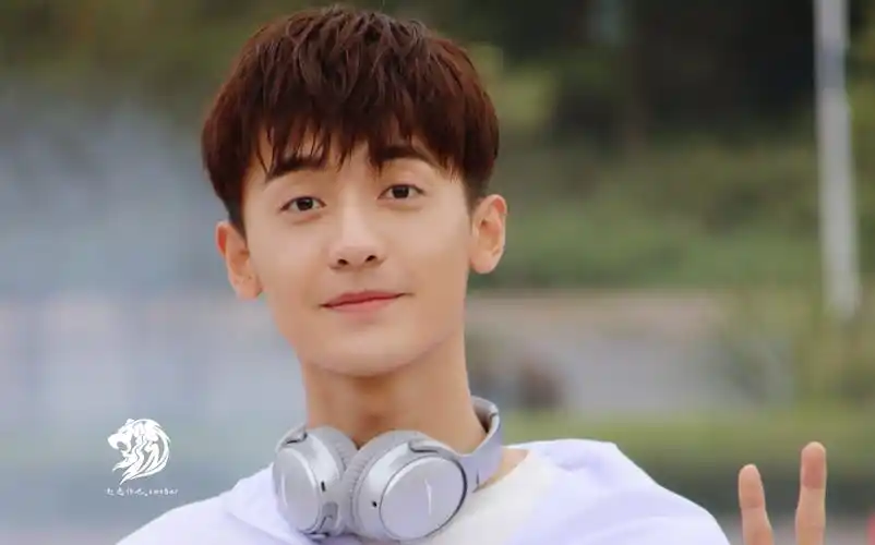 【演员赵志伟吧】《蔚蓝50米》开机仪式现场录影