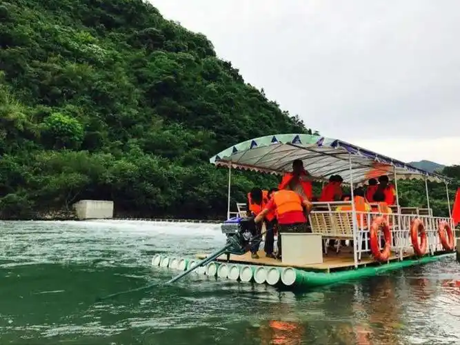 黄山杨家寨.2018.有鱼.