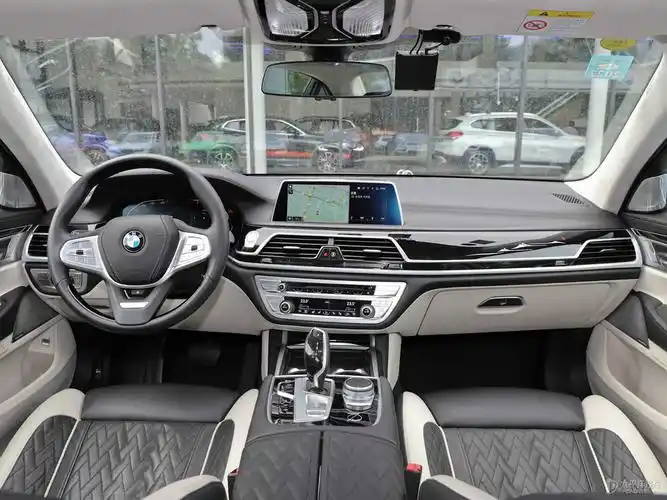 苏州相城区宝马7系最高降30万限时促销