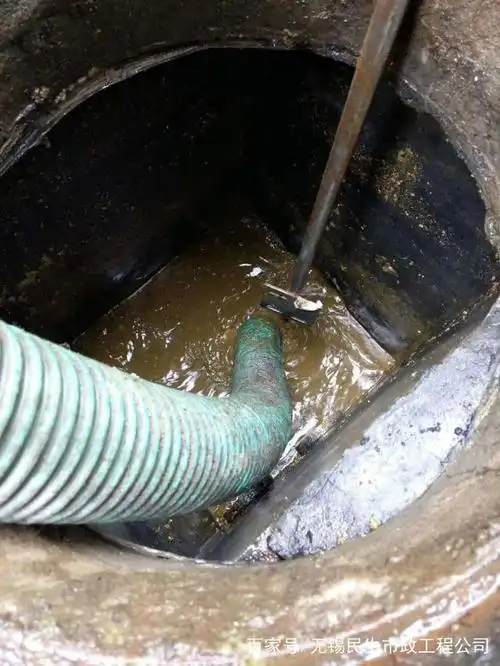 无锡抽粪,化粪池满了应该找谁清理,无锡清理化粪池多少钱一方