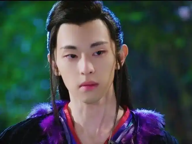 狐狸眼男生图片(5位天生狐狸眼的男明星)