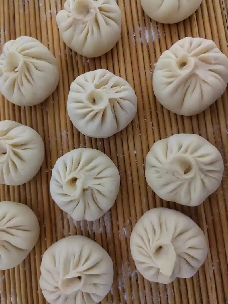 纯手工大包子#亲们,看包的好不好?#就刷到这个视频的朋友都开 - 抖音