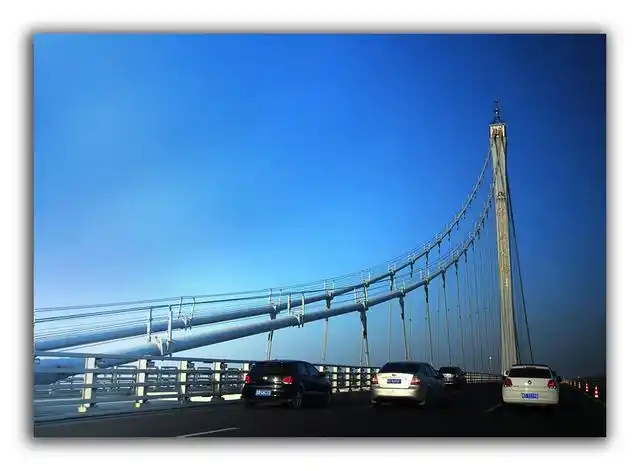 2,特大跨海大桥——青岛胶州湾大桥,工程总投资95.3亿元