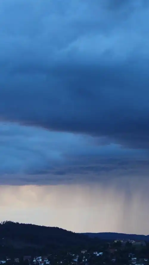 乌云密布,城镇,暴风雨