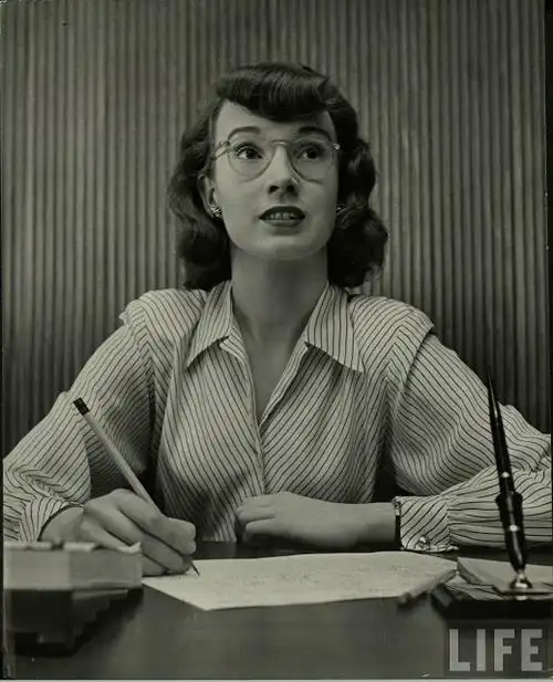 老照片:摄影师 nina leen 镜头下四十年代中期的美国女性(2)