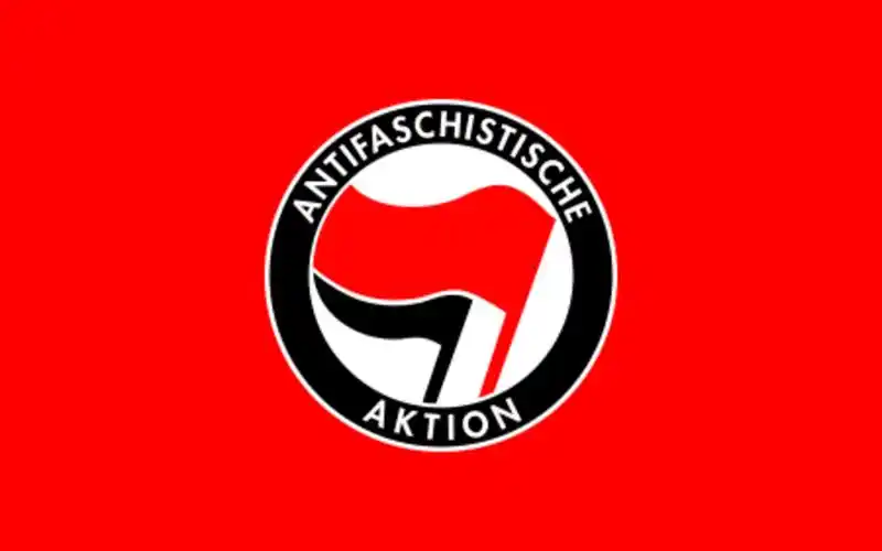 高质量的德国反法西斯主义歌曲统一战线之歌songoftheunitedfront英语