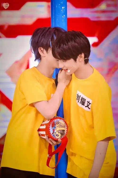 文霖 荆棘里的珍藏浪漫##时代少年团粉丝见面会