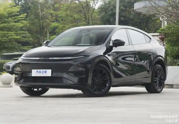 小鹏新产品较上劲了!惠后不到18万,800v快充 高阶智驾,带劲?