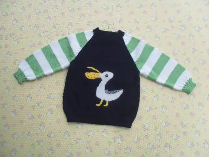 手工编织婴幼儿毛线衣宝宝套衫/男童毛衣0--2岁可爱小鸭子