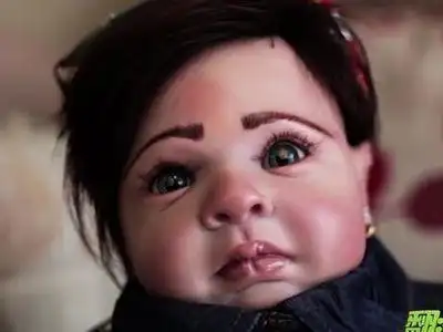 惊悚泰国鬼娃娃