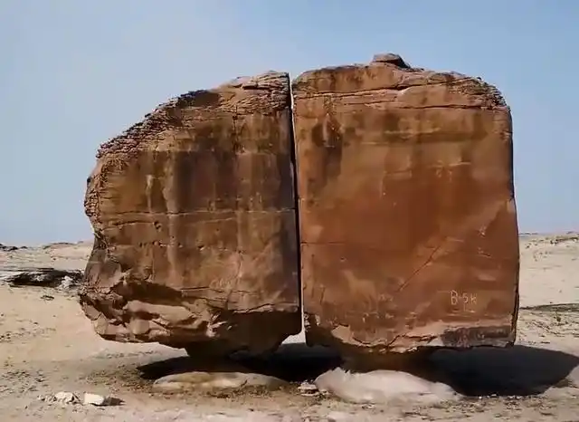 世界上令人惊奇不已的六块巨石,你值得了解