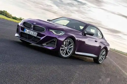 宝马m240ixdrive四驱升级新一代2系双门跑车驾到