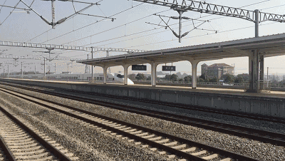 再见纸质火车票以后坐高铁刷身份证明年全国推广