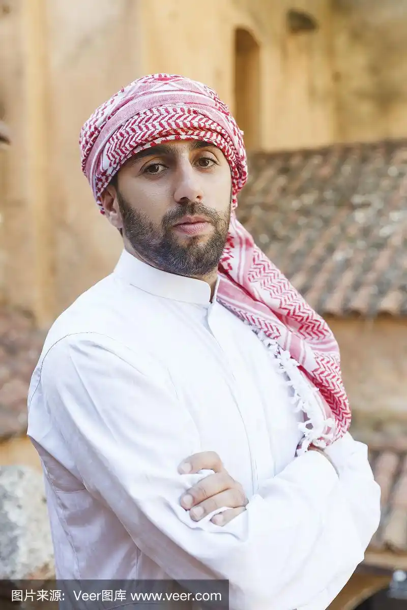 青年人,中东人,男人,垂直画幅,络腮胡子