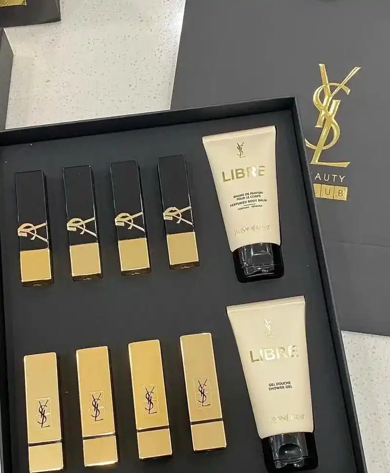 520礼物 #圣罗兰口红套盒 #女朋友最喜 - 抖音