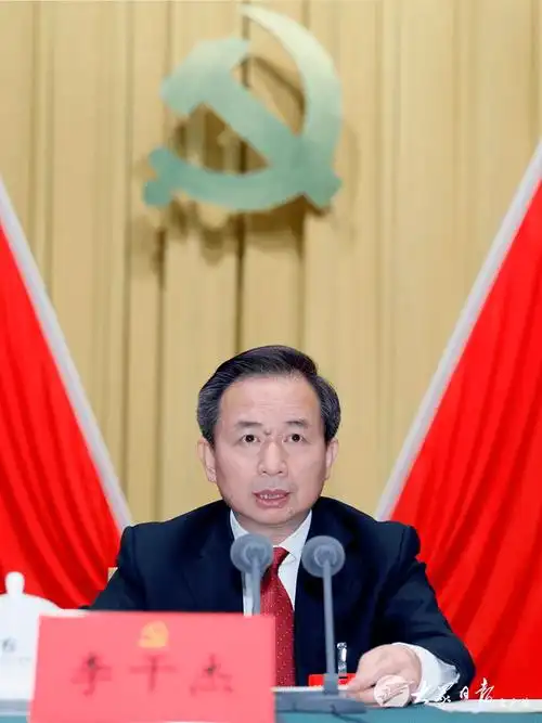 李干杰当选山东省委书记