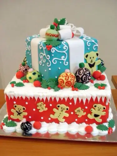 彩色卡通双层蛋糕