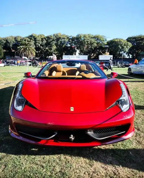 红色法拉利458spider永远的经典