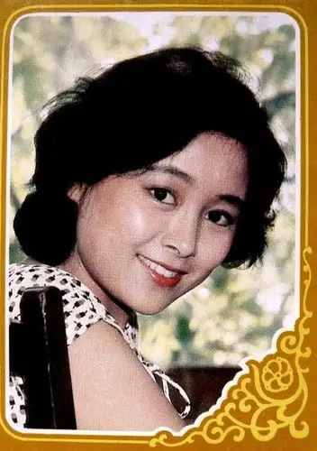 著名影星张瑜集锦