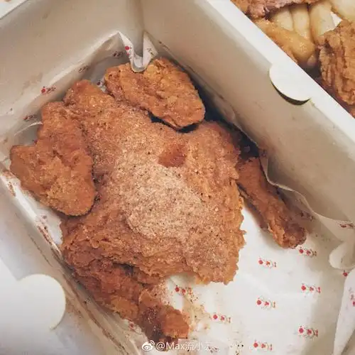 嘿～你的炸鸡外卖到了!