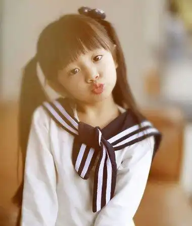 怎样梳蓬松的马尾辫 小孩梳简单马尾辫方法