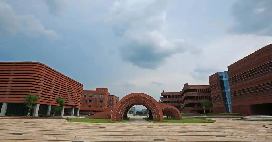 良知少年教育科技(重庆)有限公司