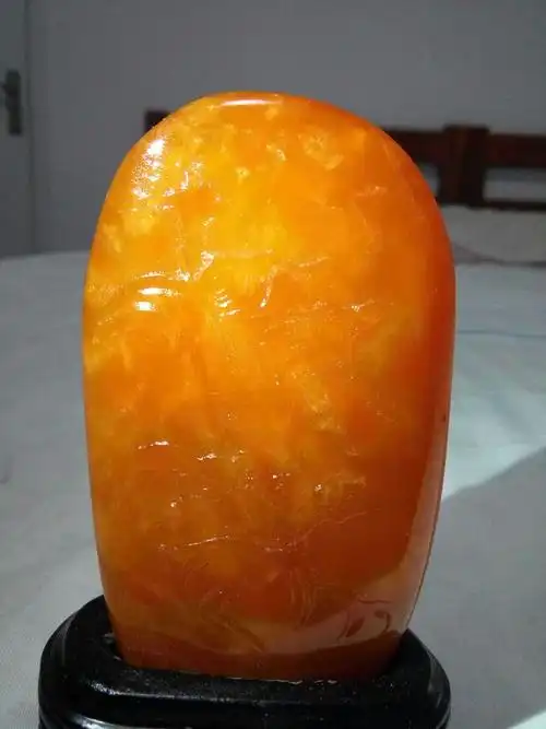 以下田黄石保真并保证绝无假色!大多重量级!