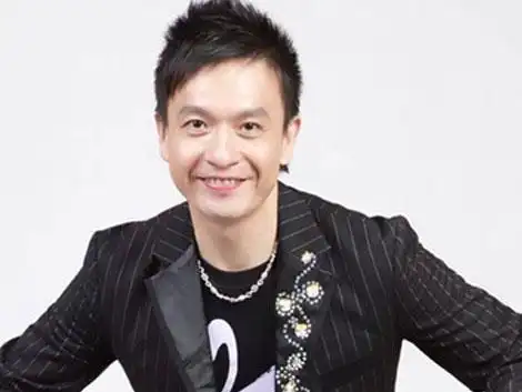 小钟,本名钟昀呈,1971年12月16日生于台湾台北县三峡镇,客家人,宪宪