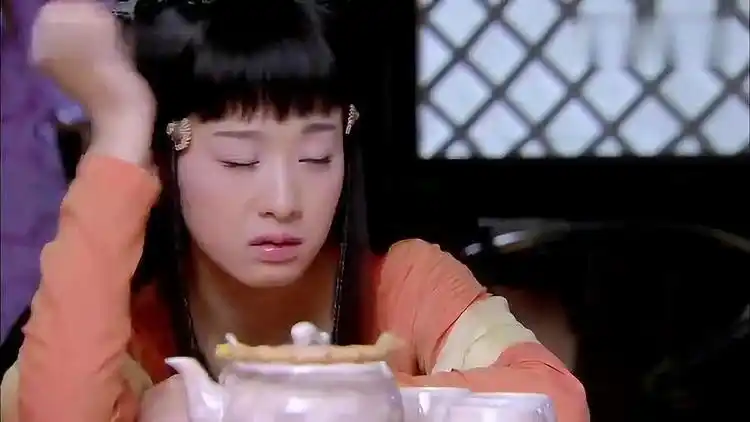 天天有喜八妹难得换衣服怎料却五魔被偷看他瞬间不镇定了