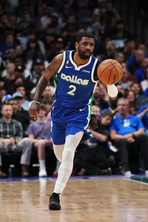 练成nba运球大师?欧文蝴蝶穿花 库里随心所欲 力量和速度缺一不可