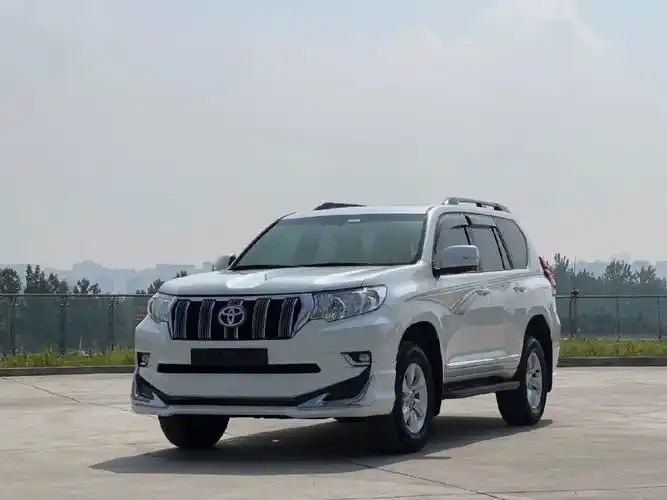 20年极品丰田霸道3.0t柴油版高配!9气囊天窗7座,d4d最强柴油发动机