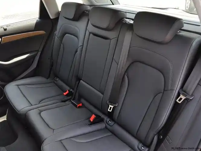 石英灰奥迪q5 2013款 40 tfsi quattro豪华型 5座座椅空间图片(34/51)