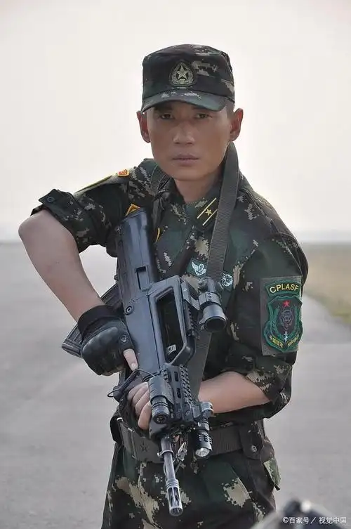 在电影《我是特种兵之利刃出鞘》的大结局拍摄中,导演面临了一个让他