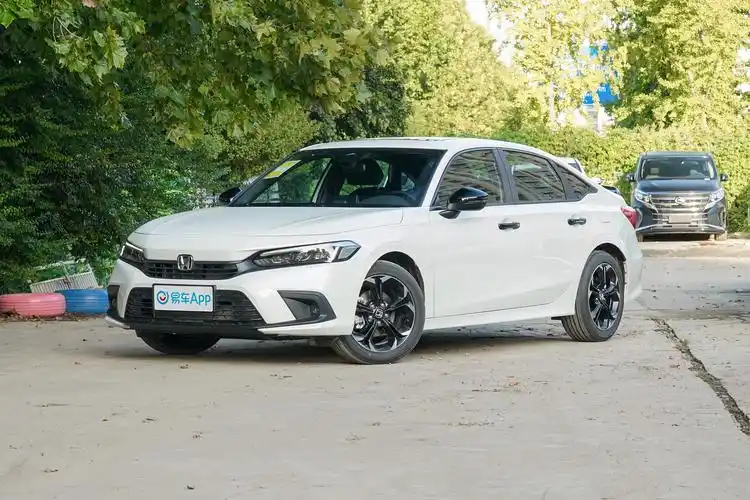 2022款思域240turbocvt燃动版