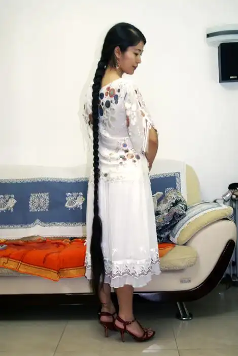 中国长发网 长发图片 奇丽超长发 >> 正文 上一页 1 2 3 4 下一页