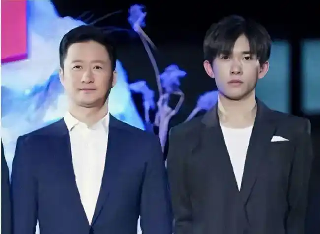 《送你一朵小红花》来袭,易烊千玺又接电影长津湖,与吴京合作