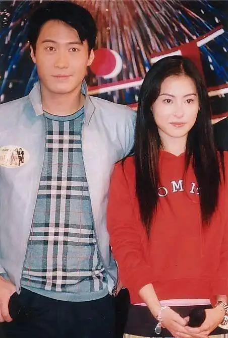 张柏芝12岁照片曝光曾让谢霆锋陈冠希黎明等人都为之倾倒